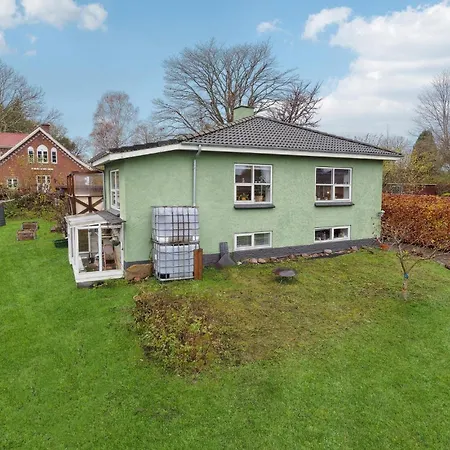 Beautiful In Faxe Ladeplads With Kitchen * Fakse Ladeplads