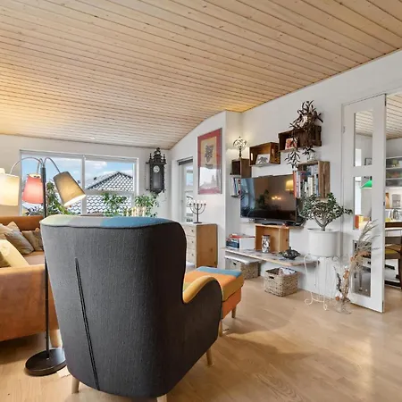 Ferienhaus Lovely In Faxe Ladeplads With Wifi Fakse Ladeplads